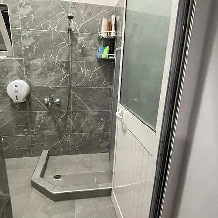 Gjergji * ساراندا