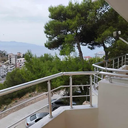 Gjergji Сasa de vacaciones *