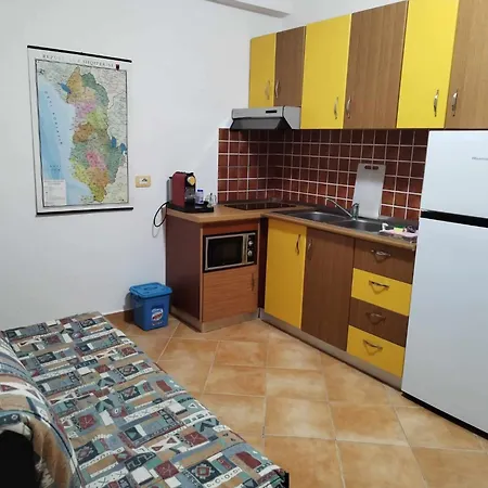 Gjergji Сasa de vacaciones *